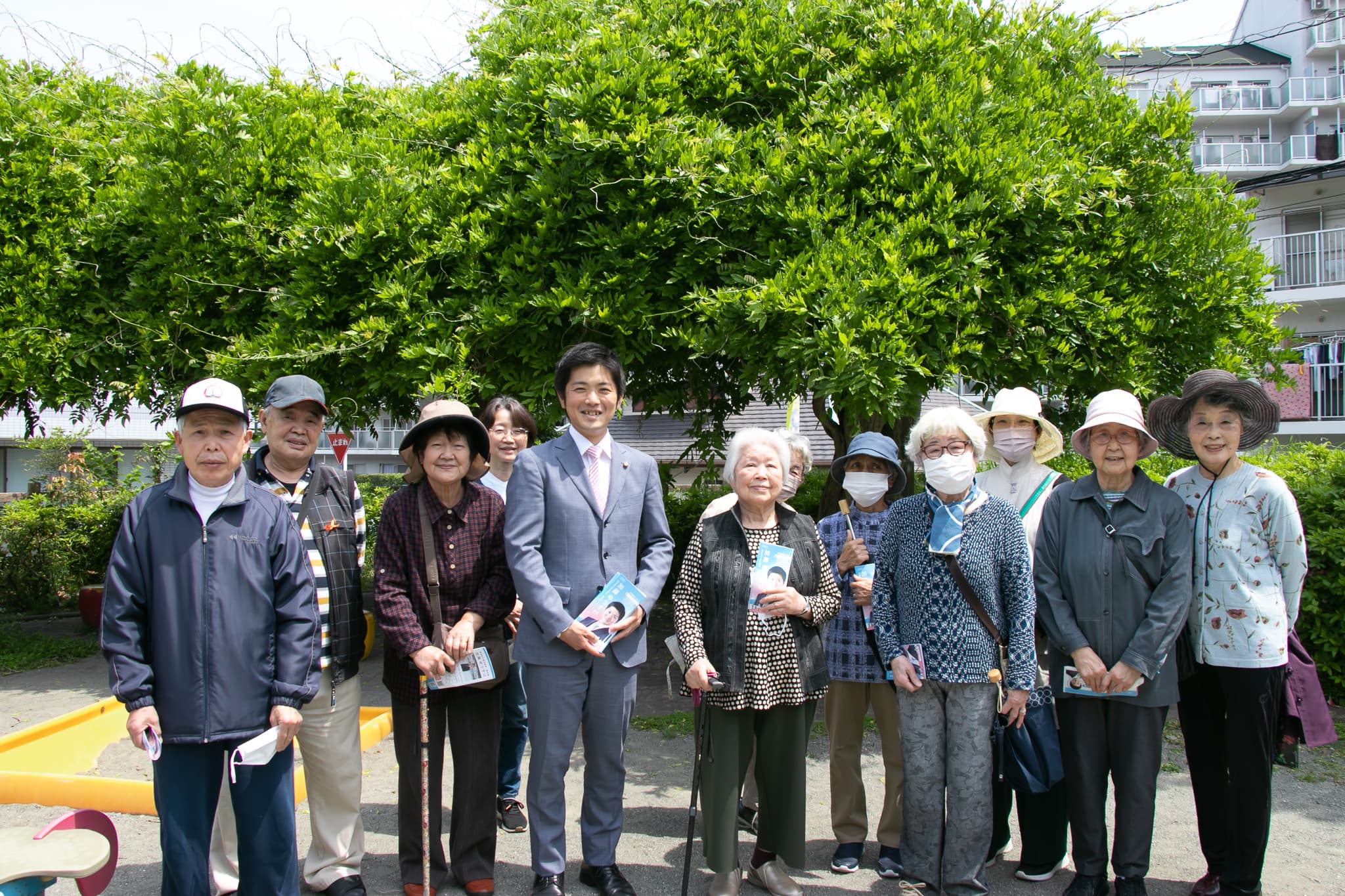 policy image for 地域で頑張る人が輝ける街